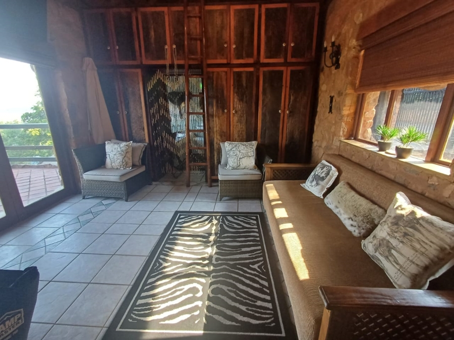 3 Bedroom Property for Sale in Kosmos North West